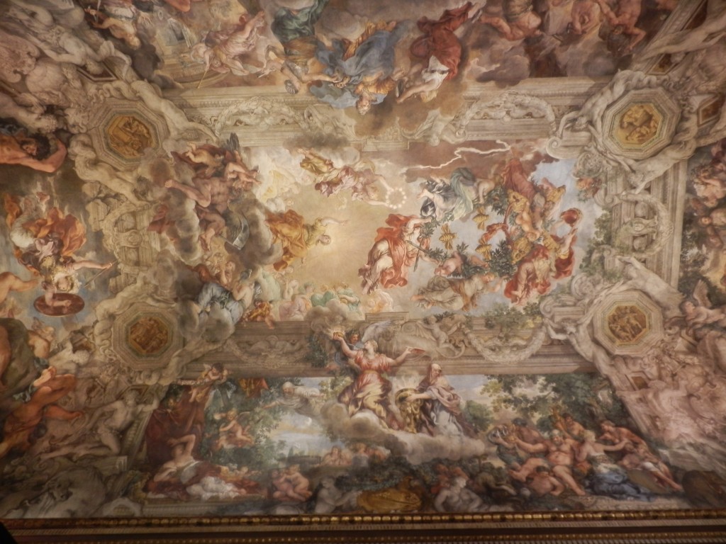 La Sala Pietro da Cortona, lo spettacolare soffitto.