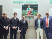 Roberto Mancini testimonial della mostra sulle Marche.