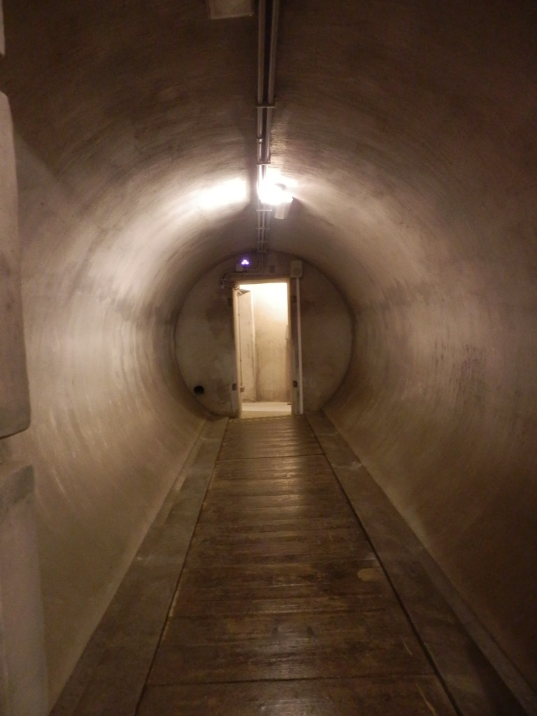 Il corridoio del bunker.